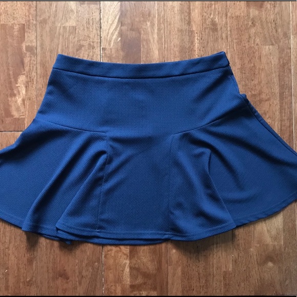 NWT Forever 21 Navy Textured Skater Skirt Size L - Picture 4 of 8